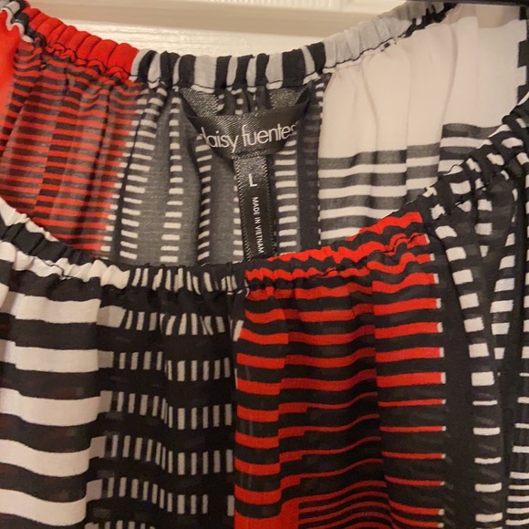 Daisy Fuentes Top - Picture 3 of 6